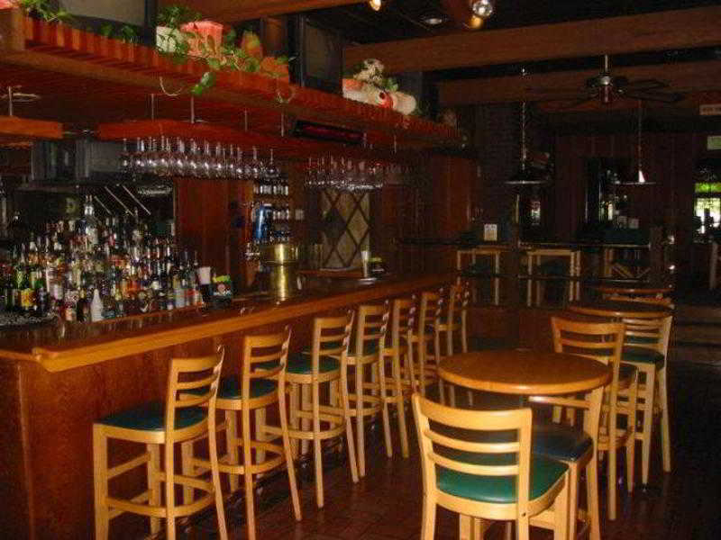La Vale Best Western Braddock Inn מסעדה תמונה
